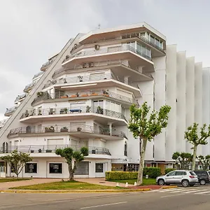 https://apartamento-enfrente-del-la-playa.topcostabravahotels.com